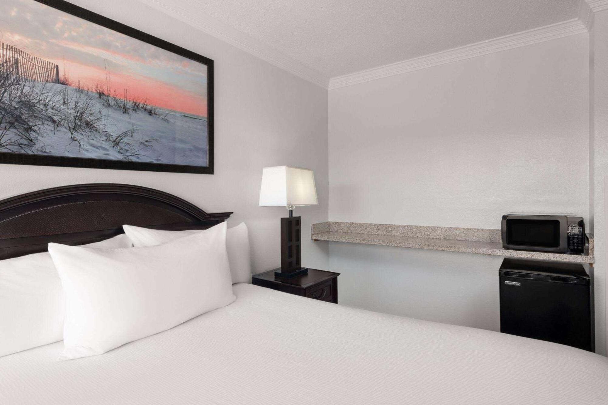 Wyndham Garden Fort Walton Beach Destin Extérieur photo